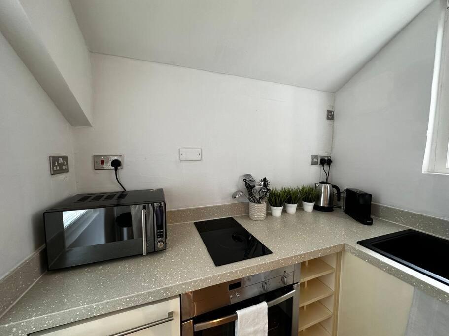 Spacious Studio For 4 Near Regents Park N1 London Exterior photo